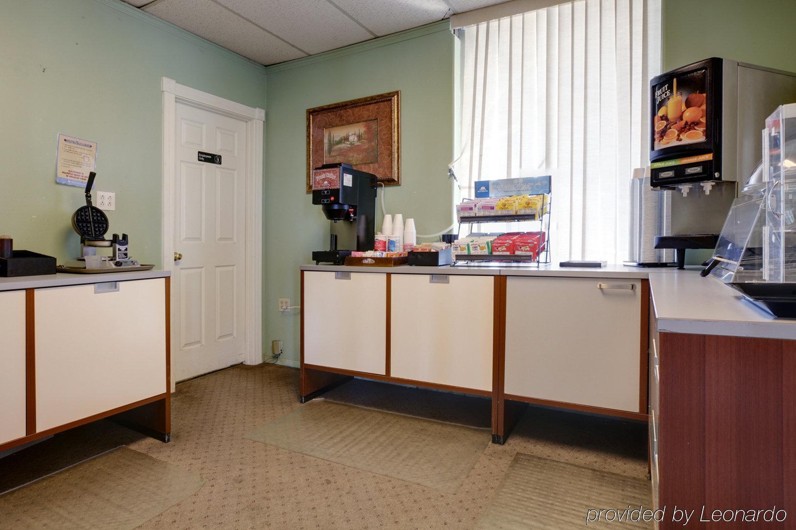 Brentwood Inn & Garden Farmington Restoran fotoğraf